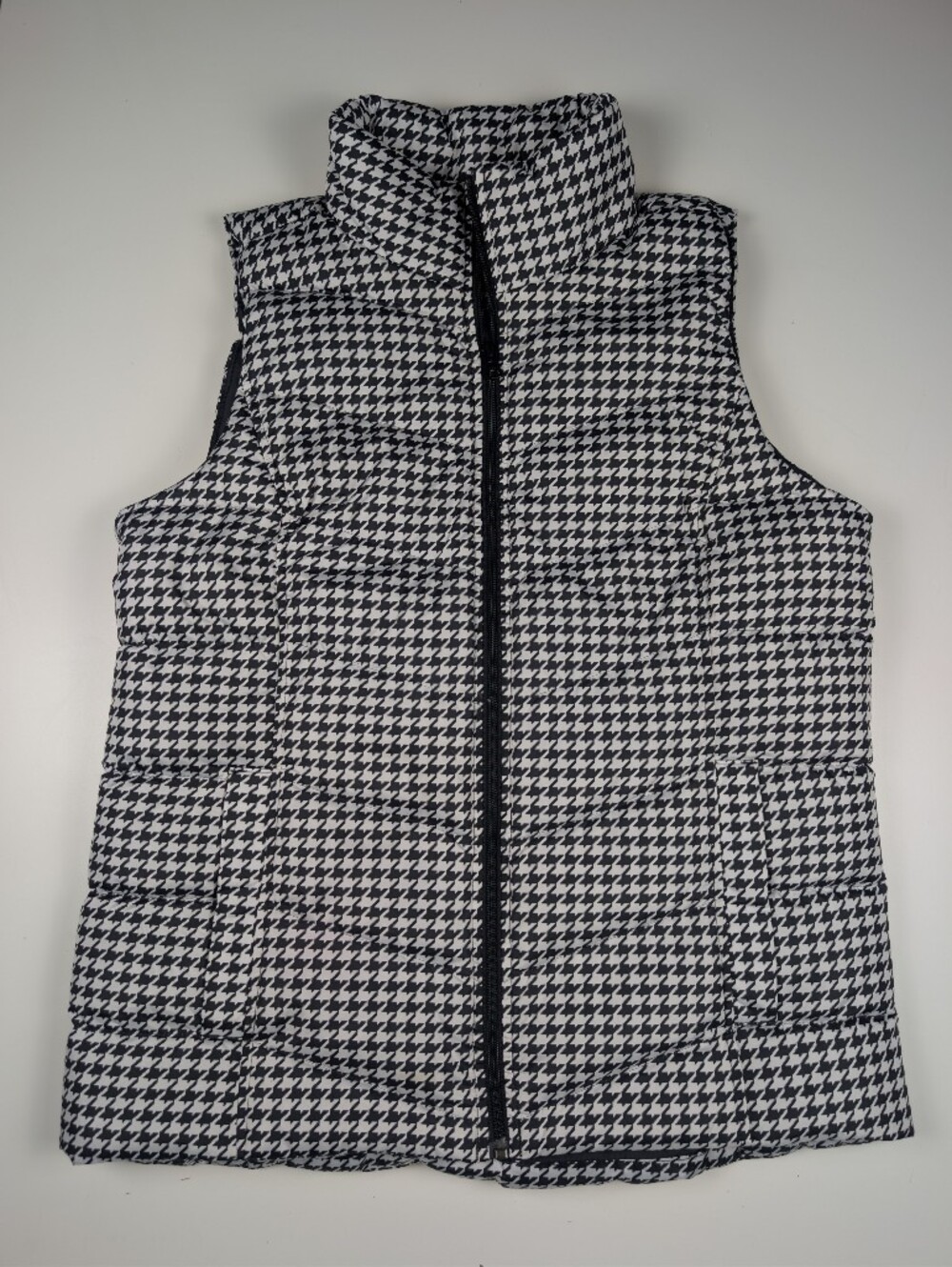 Lands End Womens Houndstooth Down Puffer Vest Size Medium Tall MT 10-12 EUC